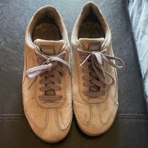 Grey Puma Roma shoes